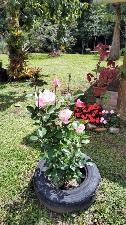 Chale Vale Das Flores - Visconde De Maua Rj Eksteriør billede